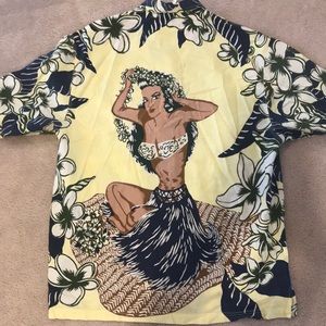 Rare classic Hawaiian Tommy Bahama short sleeve